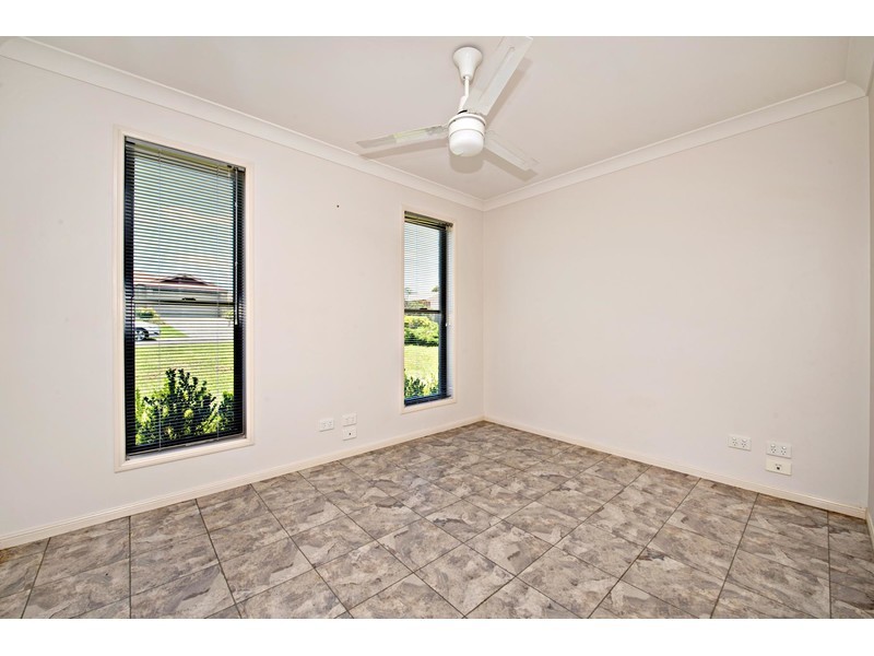 3 Jacaranda Court, Westbrook QLD 4350