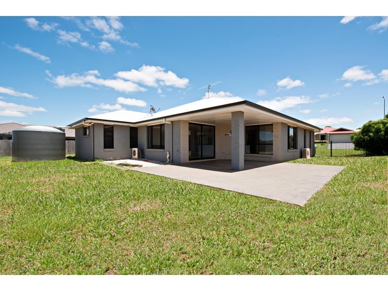 3 Jacaranda Court, Westbrook QLD 4350