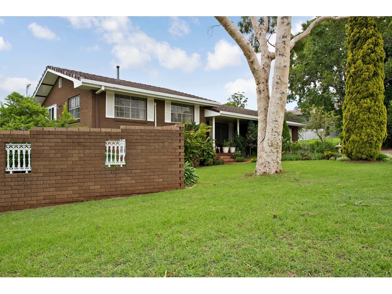 12 Blue Hills Drive, Rangeville QLD 4350