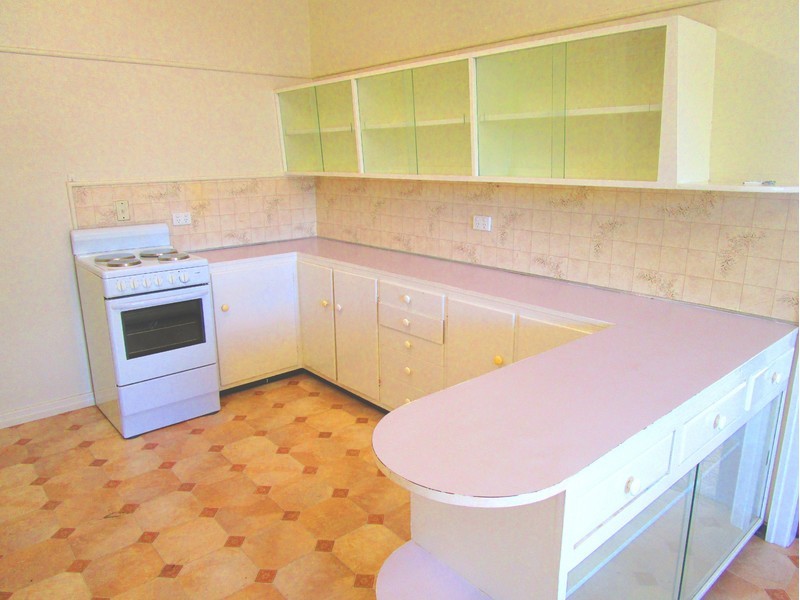 50 Taylor Street, Newtown QLD 4350