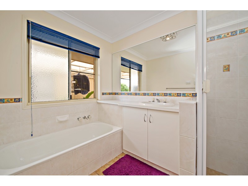 10 Odassa Street, Goombungee QLD 4354