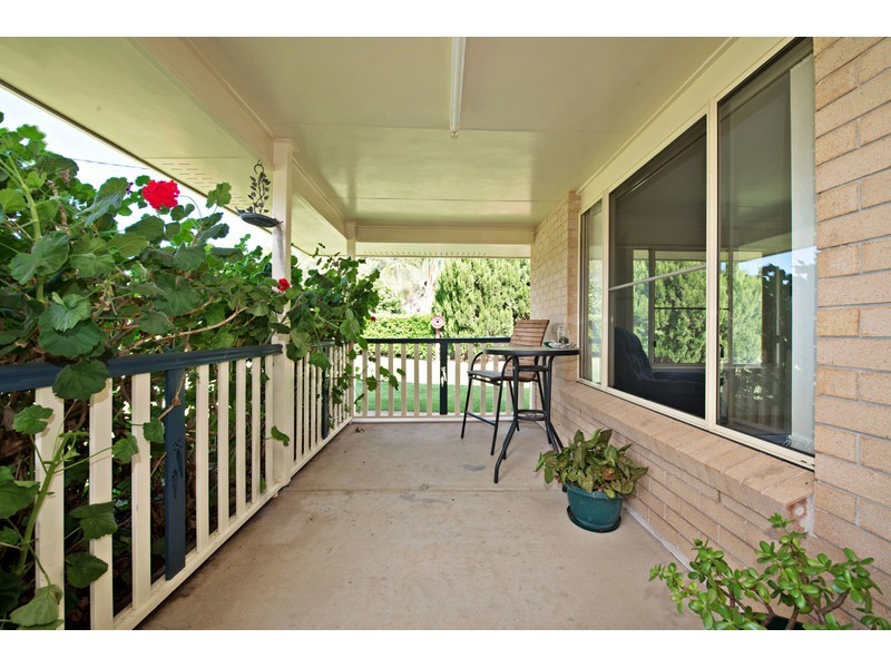 10 Odassa Street, Goombungee QLD 4354