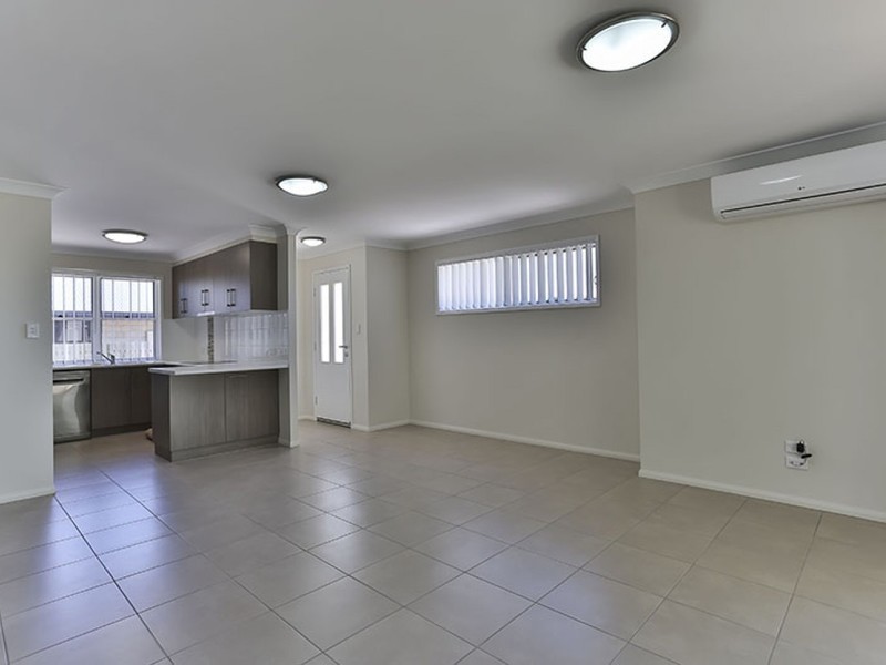 1/429 West Street, Darling Heights QLD 4350