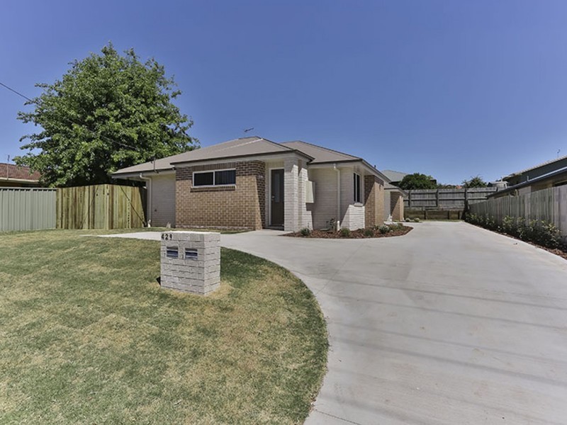 1/429 West Street, Darling Heights QLD 4350
