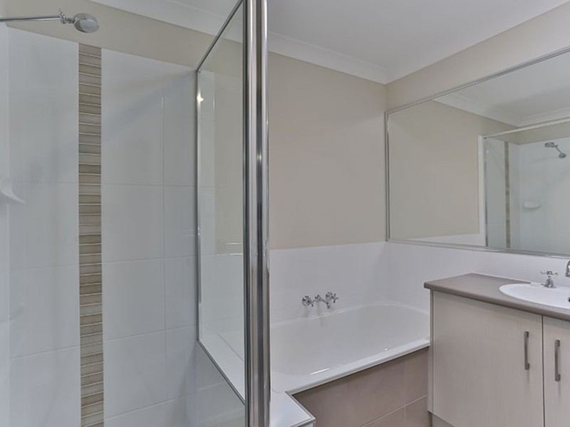 1/429 West Street, Darling Heights QLD 4350