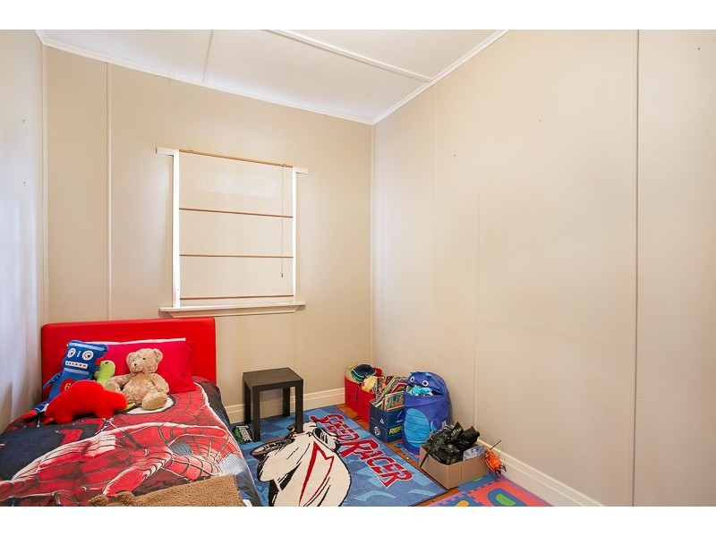 55 Mary Street, Mount Lofty QLD 4350