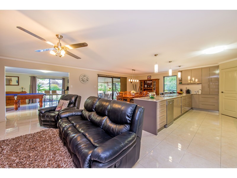 4 Volp Court, Highfields QLD 4352