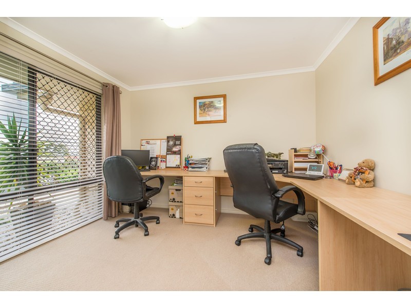 4 Volp Court, Highfields QLD 4352