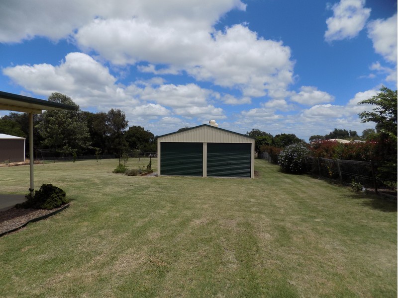 8 Gulligal Street, Kingsthorpe QLD 4400