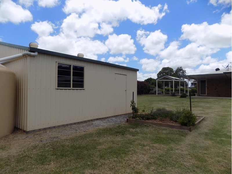 8 Gulligal Street, Kingsthorpe QLD 4400