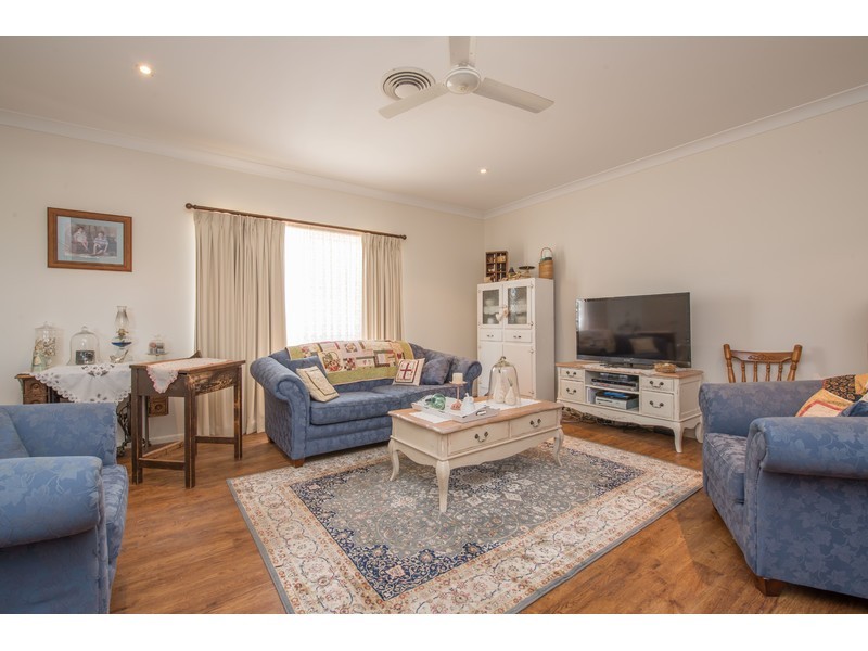 14 Edwin Street, Westbrook QLD 4350