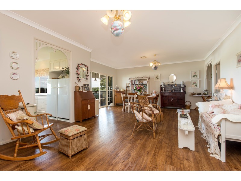 14 Edwin Street, Westbrook QLD 4350