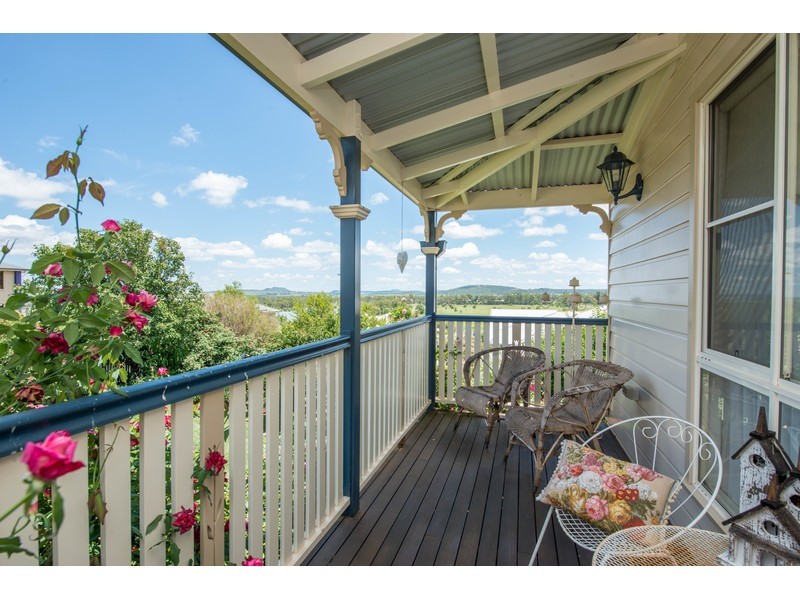 14 Edwin Street, Westbrook QLD 4350