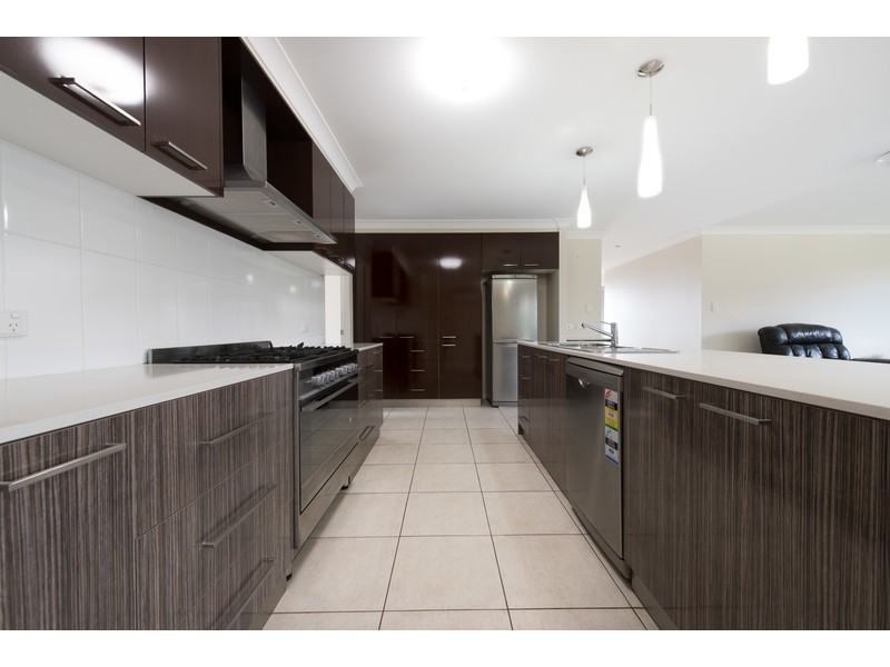 3 Wagtail Drive, Highfields QLD 4352