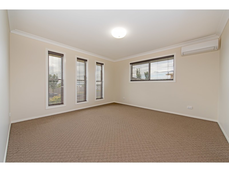 3 Wagtail Drive, Highfields QLD 4352