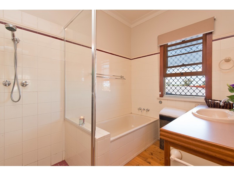112 North Street, North Toowoomba QLD 4350
