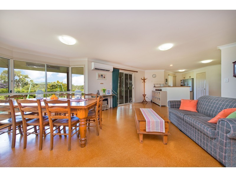 4 Cotswold Close, Cotswold Hills QLD 4350