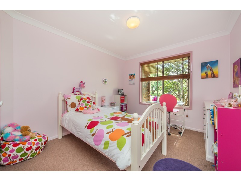 4 Cotswold Close, Cotswold Hills QLD 4350