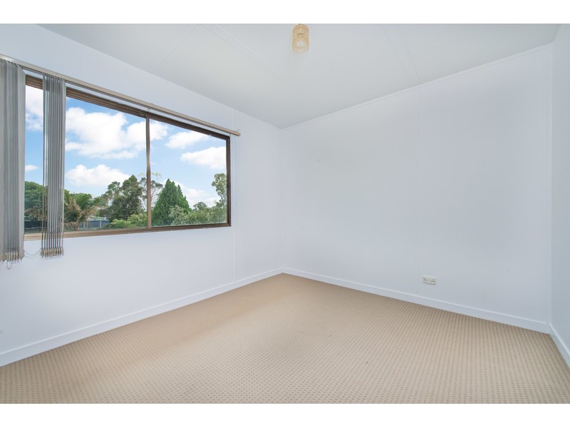 6 Peters Street, Goombungee QLD 4354