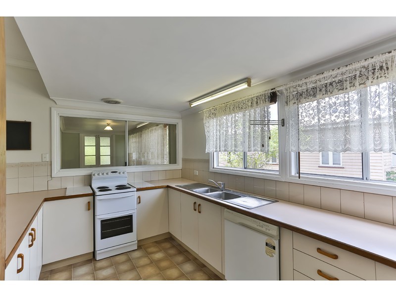292 James Street, Harristown QLD 4350