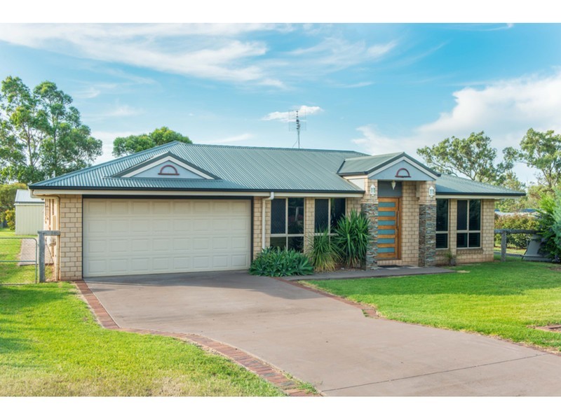 57 Highland Park Road, Meringandan West QLD 4352