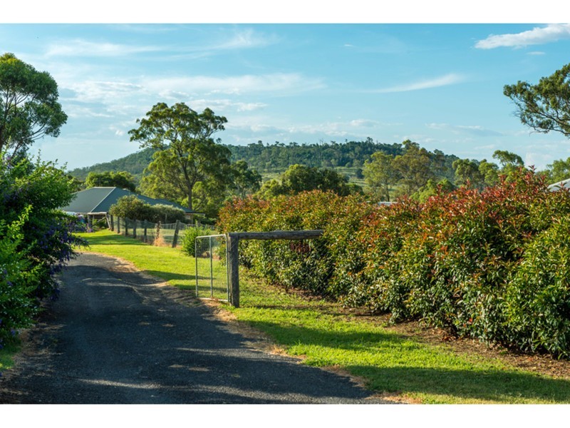 57 Highland Park Road, Meringandan West QLD 4352