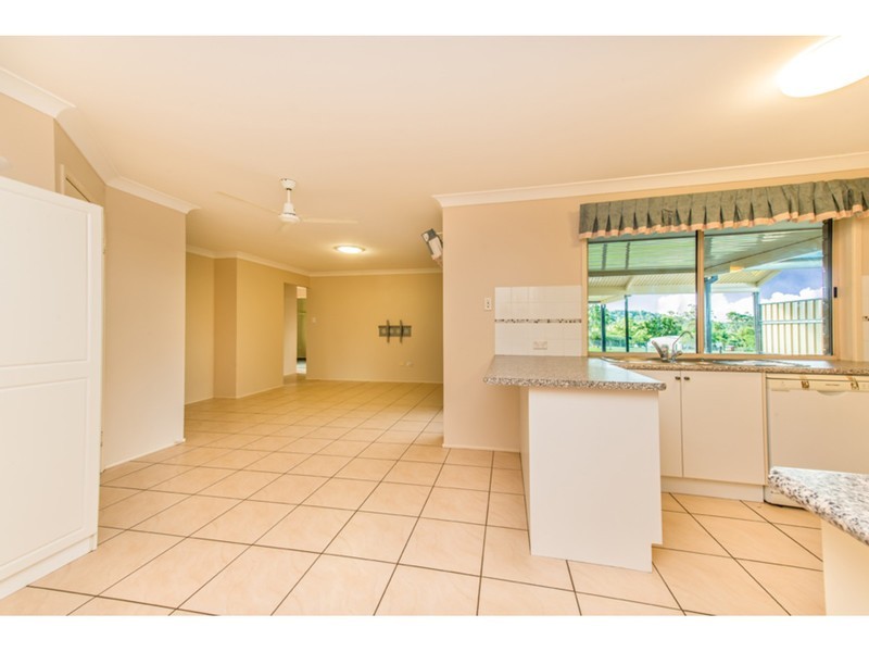 57 Highland Park Road, Meringandan West QLD 4352