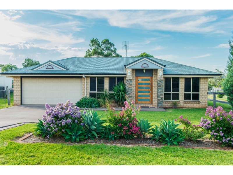 57 Highland Park Road, Meringandan West QLD 4352
