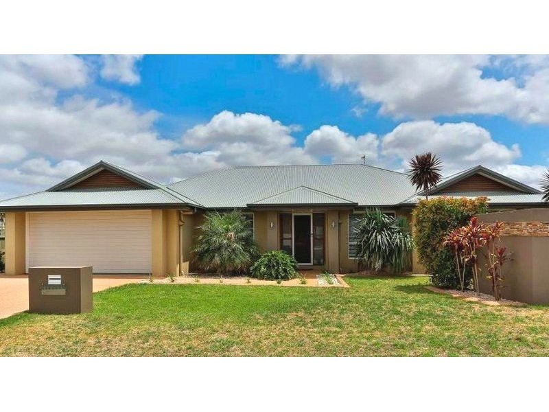 11 McCallum Court, Middle Ridge QLD 4350