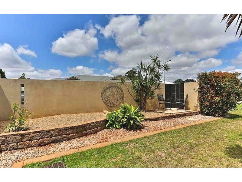 11 McCallum Court, Middle Ridge QLD 4350