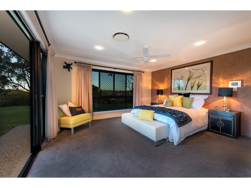 17 Fawngrove Drive, Glenvale QLD 4350