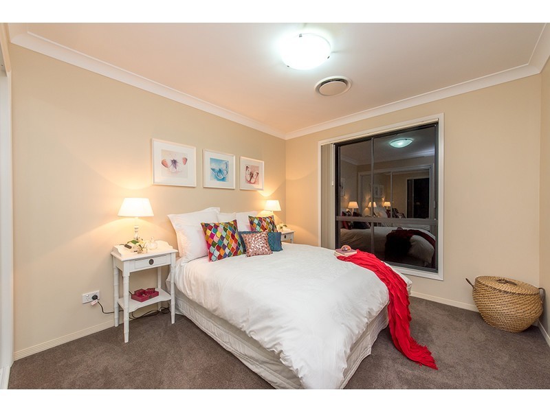 17 Fawngrove Drive, Glenvale QLD 4350