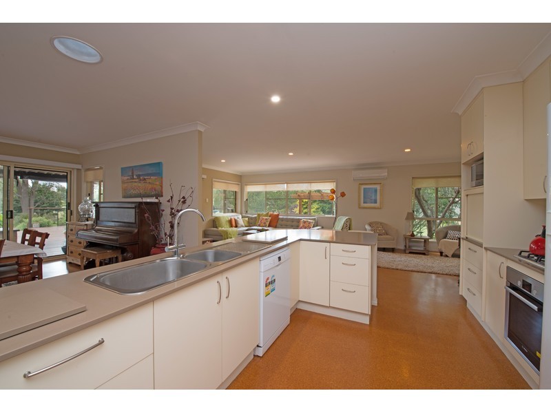 6 Wesley Court, Highfields QLD 4352