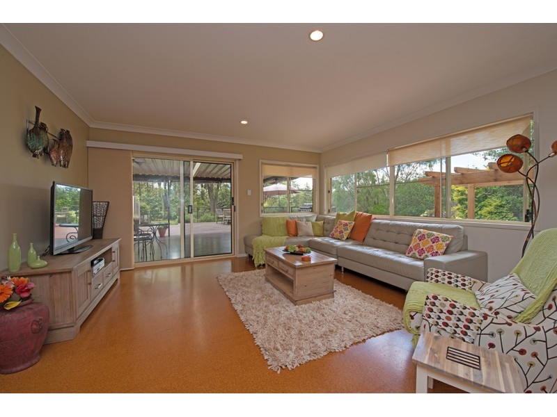6 Wesley Court, Highfields QLD 4352