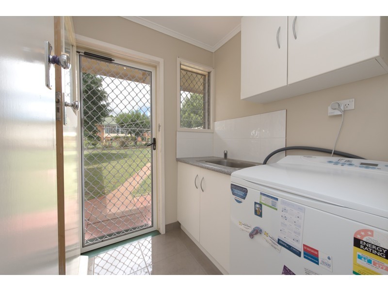 100 Long Street, Centenary Heights QLD 4350