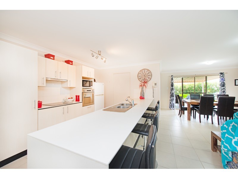 17 Woodville Court, Wyreema QLD 4352