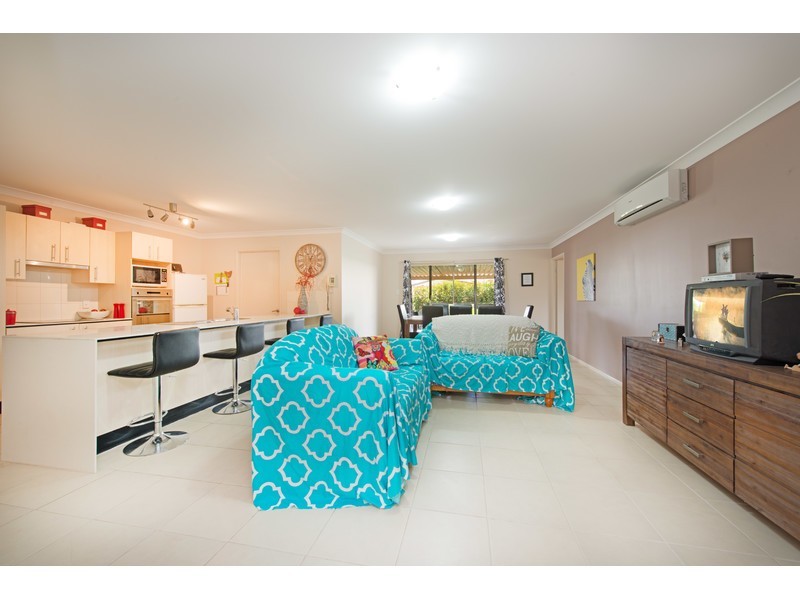 17 Woodville Court, Wyreema QLD 4352