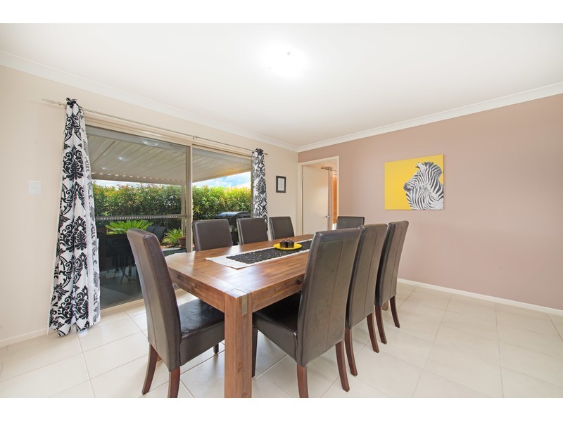 17 Woodville Court, Wyreema QLD 4352