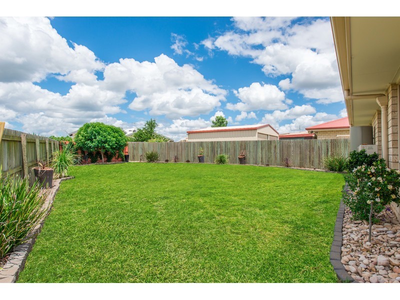 17 Woodville Court, Wyreema QLD 4352