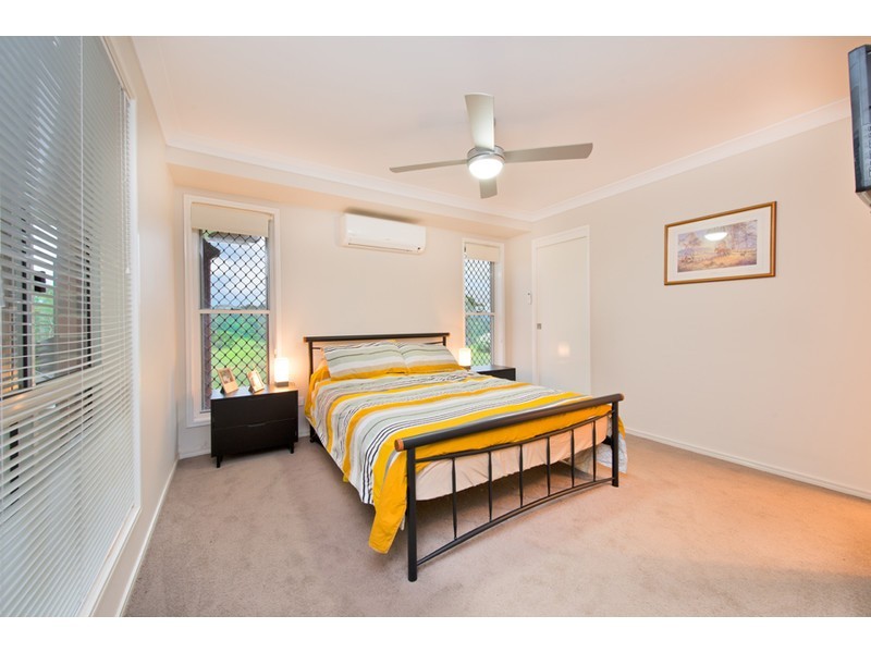 200 Postle Street, Mount Rascal QLD 4350