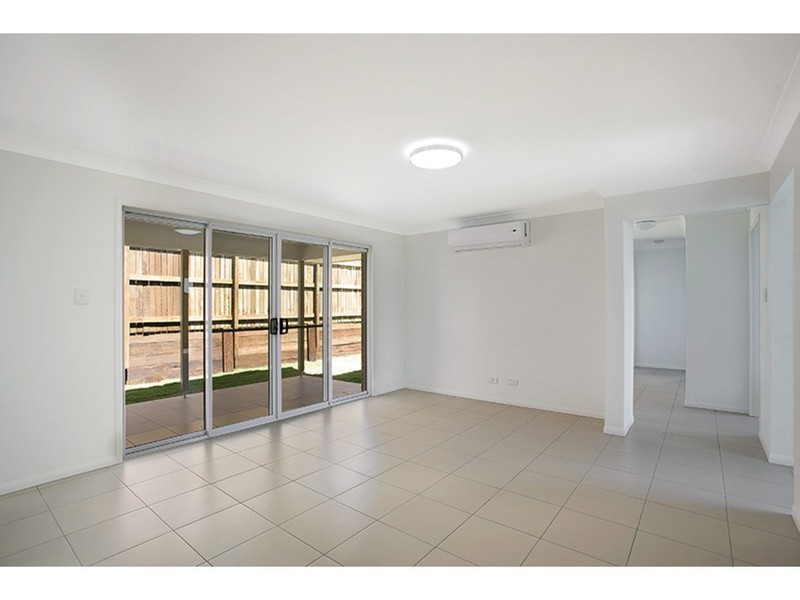 4 Parkview Drive, Glenvale QLD 4350