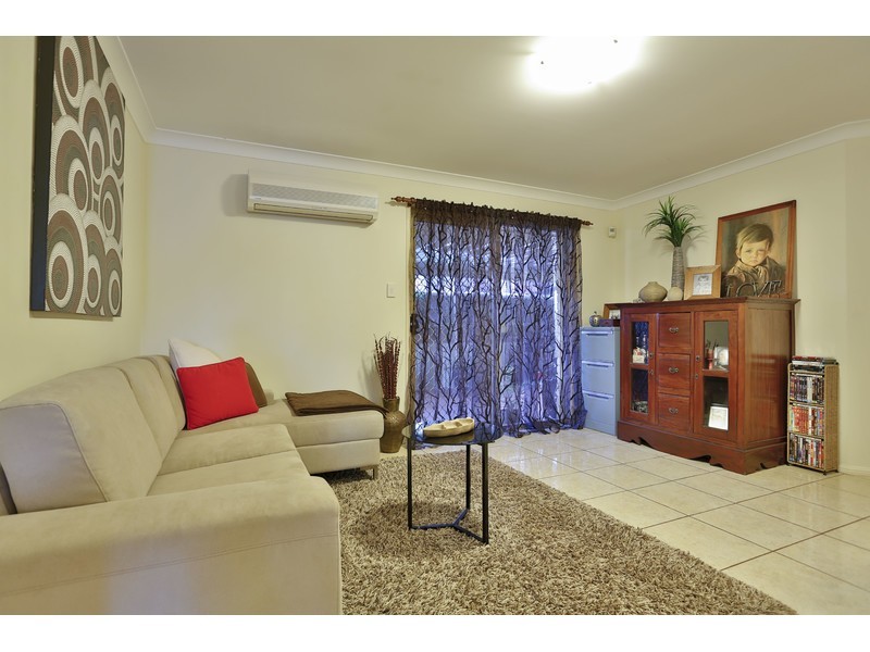 8 Bushnell Court, Rockville QLD 4350