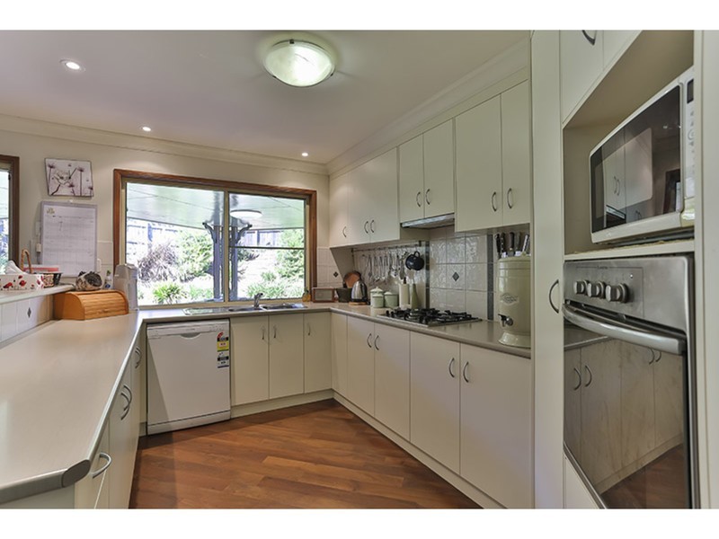 14 Trevean Drive, Kleinton QLD 4352