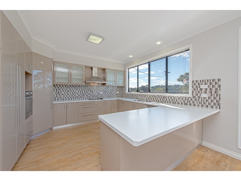 225 New England Highway, Harlaxton QLD 4350