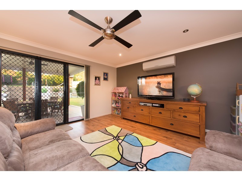 16 Tea Tree Court, Gowrie Junction QLD 4352
