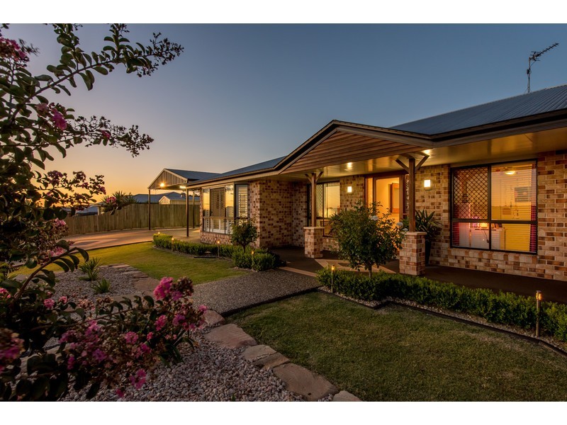 16 Tea Tree Court, Gowrie Junction QLD 4352