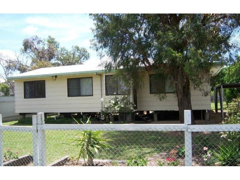 56 Eton Street, Cambooya QLD 4358