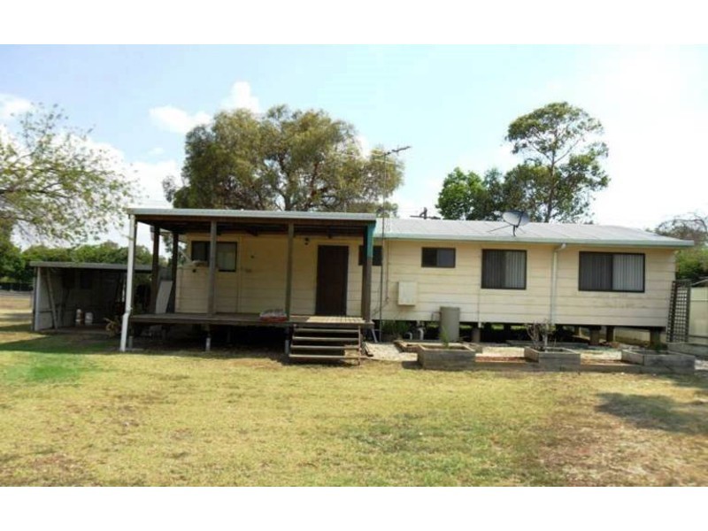 56 Eton Street, Cambooya QLD 4358