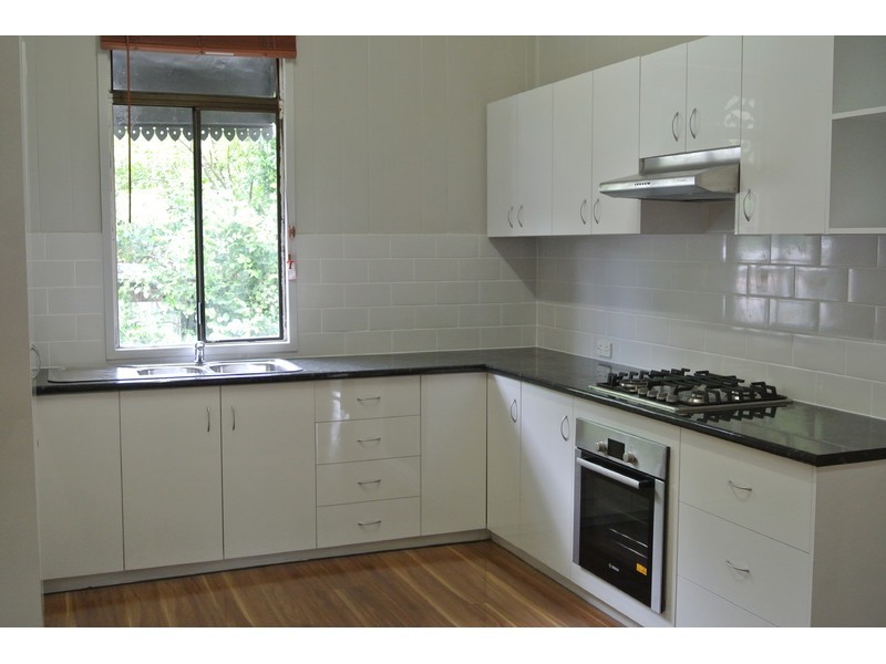 196 Perth Street, South Toowoomba QLD 4350