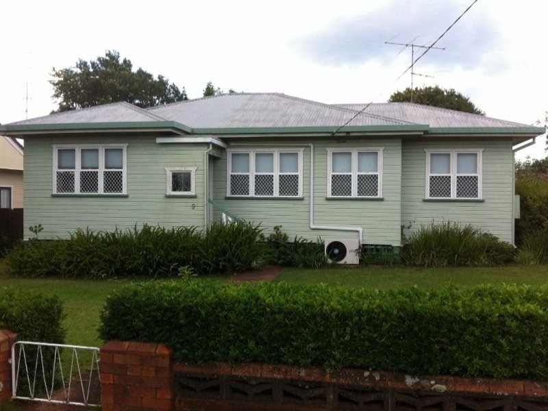 9 Long Street, Rangeville QLD 4350